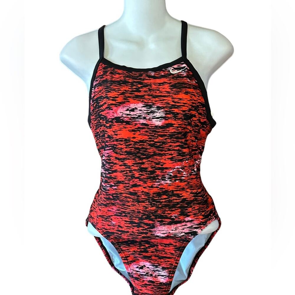 Nike Womens Size 8 Red and Black Print One Piece Swimsuit w/Embroidered Swoosh
